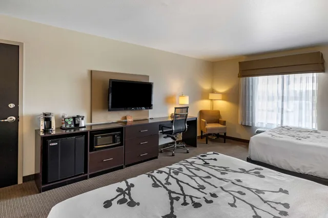 Room, 2 Queen Beds, Pet Friendly, Sleep Inn & Suites Miles City I-94 2/3