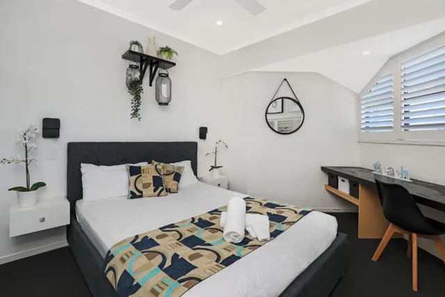 1 Bedroom, High Floor, OCEAN BOULEVARD 2/6