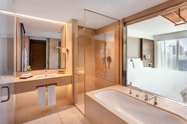 غرفة بريميوم ديلوكس بسرير كينج مع أريكة، Pullman Doha West Bay 6/6