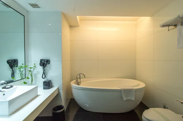Armani, Suite, King Bed، Merlynn Park Hotel 8/8