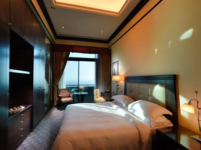 Studio, Sea View, Raouche Arjaan By Rotana Beirut 1/2