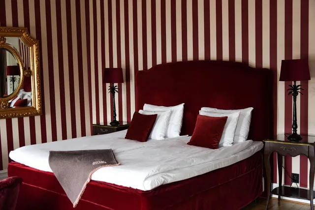 غرفة تنفيذية بسرير مزدوج بإطلالة على المدينة بشرفة، Hotel Eggers 3/6
