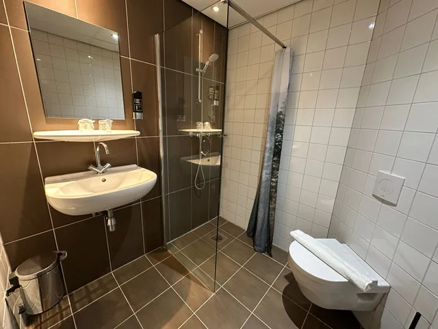غرفة بريميوم بسرير مزدوج، Westlake Hotels Amsterdam 8/9