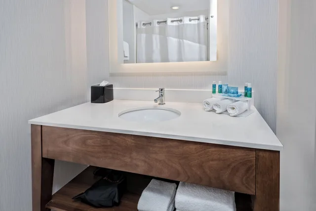 غرفة قياسية بسريرين كوين لذوي الإعاقة، Holiday Inn Express & Suites Round Rock - Austin N 5/5
