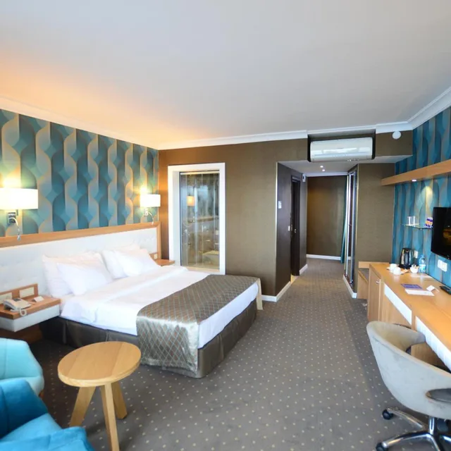 غرفة ديلوكس بسرير مزدوج أو سريرين منفصلين بإطلالة على المدينة، Akol Hotel 2/10