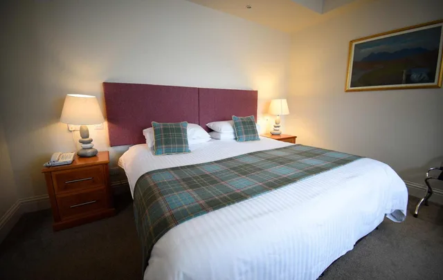 غرفة بريميير لذوي الإعاقة، The Royal Hotel, Portree 6/10