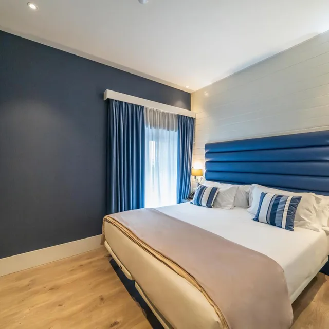 Economy, Double Bed, Abba San Sebastian Hotel 2/7