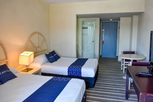 غرفة قياسية بسريرين مزدوجين، Hotel Costa Ensenada 4/9