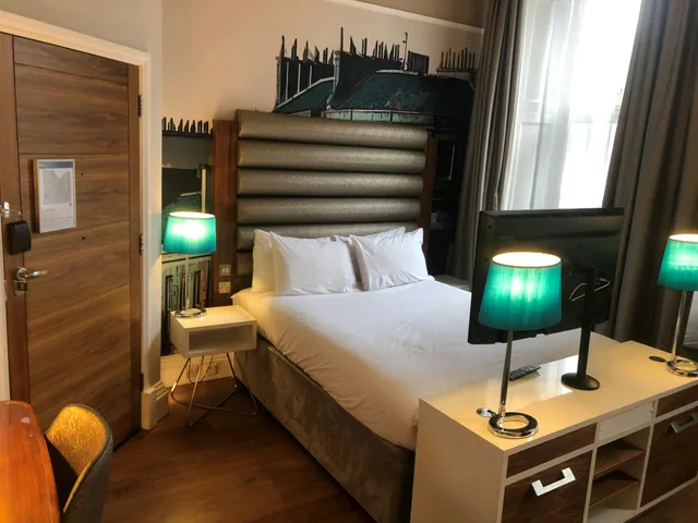 غرفة بسرير مزدوج لذوي الإعاقة، Indigo Hotel Edinburgh 4/5