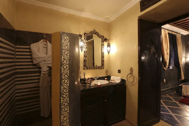 غرفة سوبيريور بسرير مزدوج بغرفة نوم واحدة، Riad Mille Et Une Nuits 1/6
