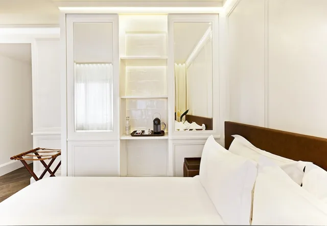 غرفة ثلاثية مفردة بسرير كوين مع أريكة، H10 Montcada Boutique 5/5