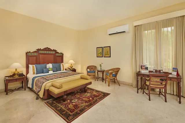 4 Bedrooms, Villa, 4 King Beds, The Lalit Golf And Spa Resort Goa 1/2