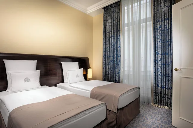 جناح جونيور بسرير مزدوج، Hotel Atlantic Hamburg, Autograph Collection 2/4