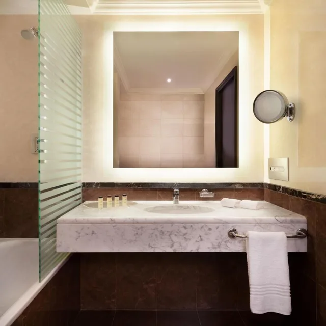 Guest Room, Executive, Queen Bed, Club Lounge Access, Sheraton Riyadh Hotel And Towers 5/5