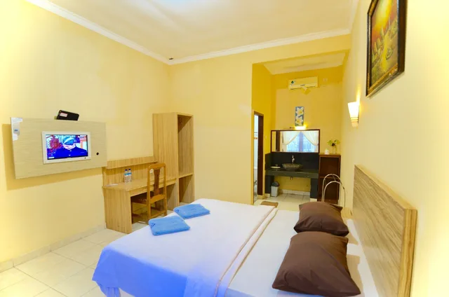 Standard, Double Bed, Transit Hotel 5/10