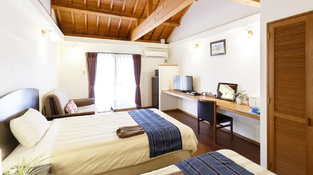 غرفة قياسية بسريرين منفصلين، Hotel Peace Island Taketomishima 2/3