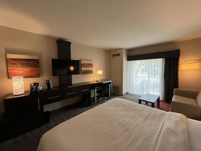 Specialty, Single Bed، Holiday Inn Express and Suites Naples Downtown 5/10