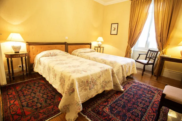 غرفة كومفورت بسريرين منفصلين، Hôtel La Villa Fleurie 5/8