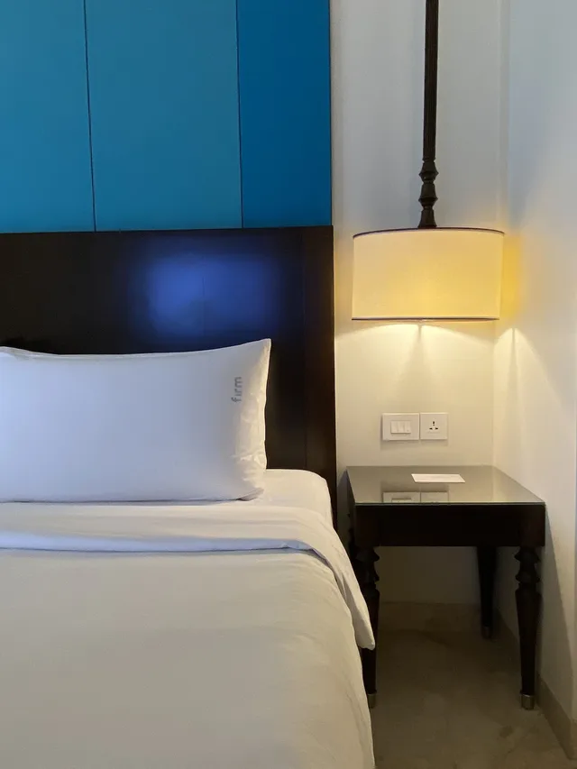غرفة بريميوم بسرير كينج بإطلالة على المسبح، HOLIDAY INN RESORT BALI BENOA 8/10