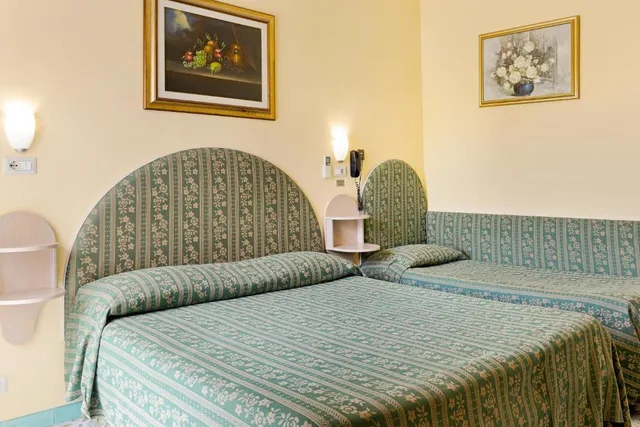 غرفة قياسية ثلاثية، Hotel Carmencita 3/10