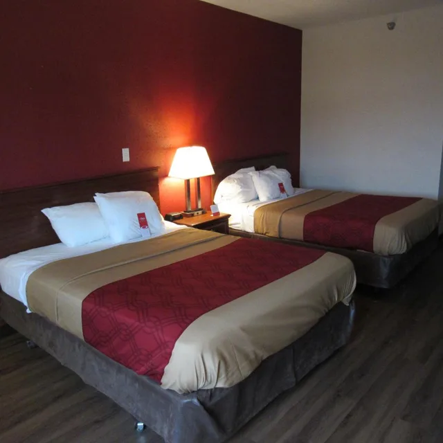 غرفة قياسية بسريرين كوين، Econo Lodge Carlisle Central 3/5