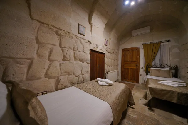 غرفة عائلية، Sakura Cave Hotel 2/5
