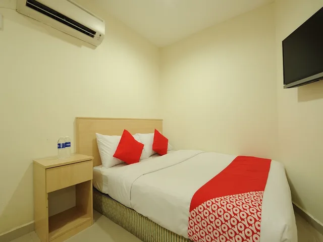 غرفة قياسية مزدوجة، OYO 1055 Batu Caves Star Hotel 1/2