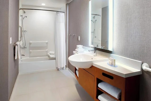 Suite, King Bed, Sofa, Springhill Suites Dayton Beavercreek 2/3