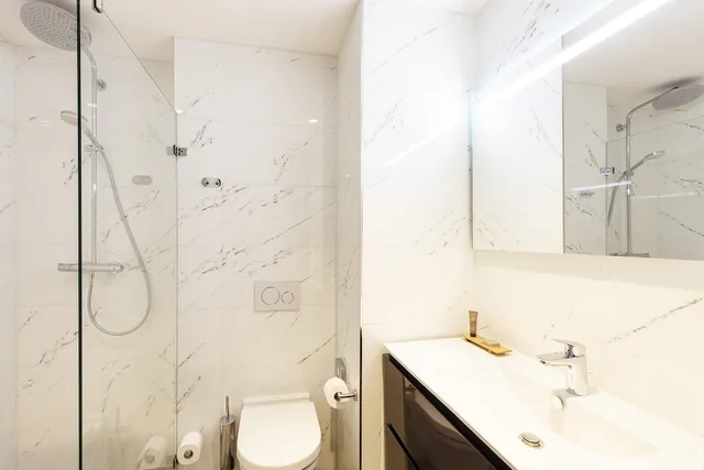 استوديو بسرير كوين، Citadines Sloterdijk Station Amsterdam 2/2