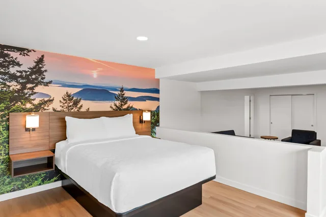 غرفة بسرير كوين، Clarion Pointe Mount Vernon - Burlington WA 2/4