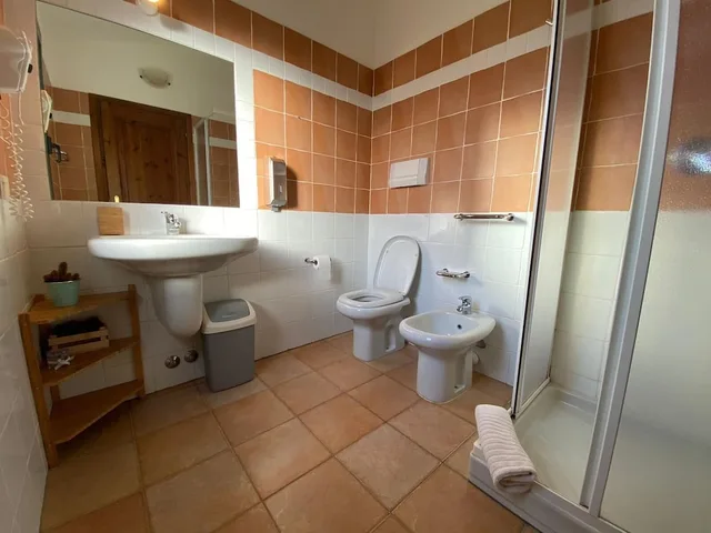 غرفة بسرير كوين، Agriturismo Lu Branu 3/3