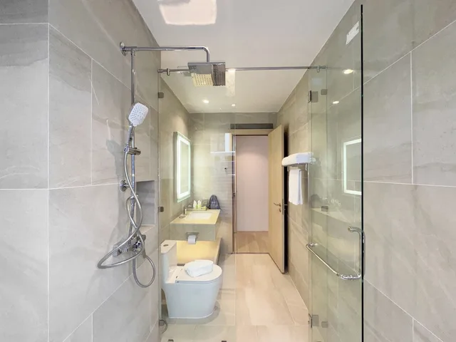 Family Suite, Plus, Premium, Suite, King Bed، Wyndham Garden Naithon Phuket 3/3