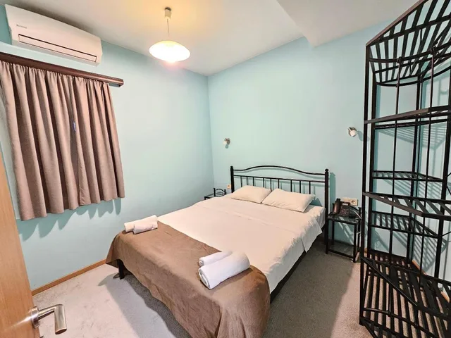غرفة عائلية بسرير كوين مع أريكة في الطابق الأرضي، Brooch Boutique Hotel 1/6