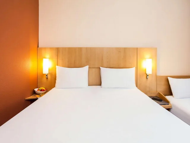 غرفة ثلاثية، Ibis Amsterdam Centre Hotel 4/10
