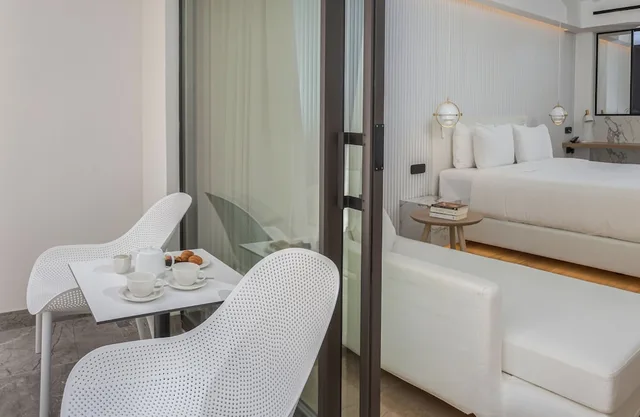 غرفة مزدوجة ديلوكس، Ethereal White Resort Hotel & Spa Adults Only 16+ 3/5