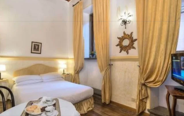 غرفة كلاسيكية بسرير كوين، Fontana Hotel Rome 3/5