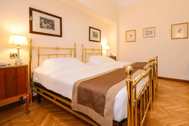 غرفة سوبيريور بسريرين منفصلين، Vittoria Hotel 3/5