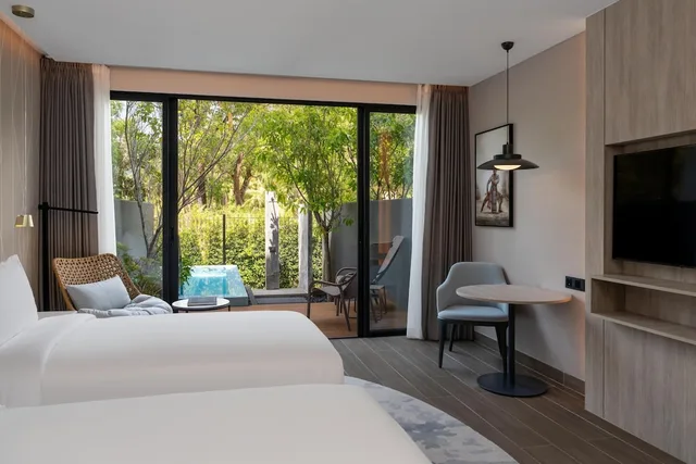 Superior, Twin Beds, with Pool, Radisson Blu Resort, Phuket Mai Khao Beach 6/10