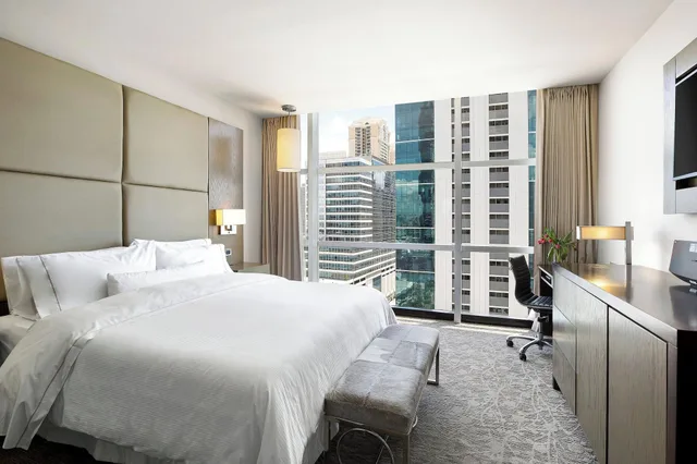 Suite, King Bed, Ocean View, The Westin Panama 2/7