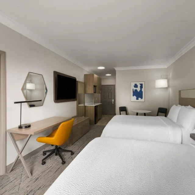 غرفة تنفيذية بسريرين كوين، Holiday Inn Express Hotel And Suites Paso Robles 2/7