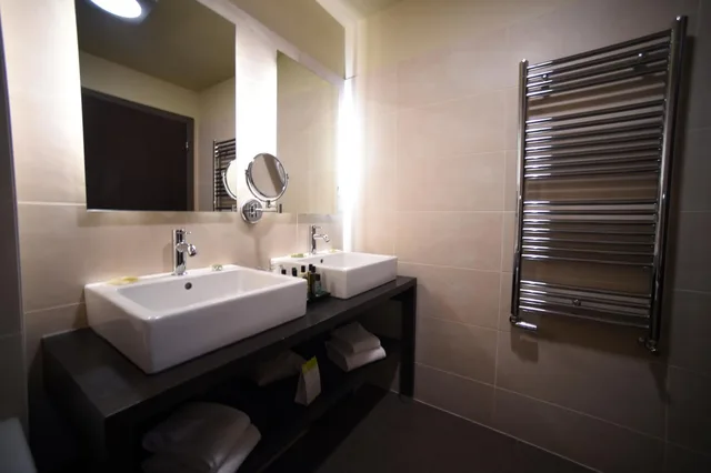 غرفة سوبيريور بسرير مزدوج بإطلالة على البحيرة، Hotel Les Rives 6/7