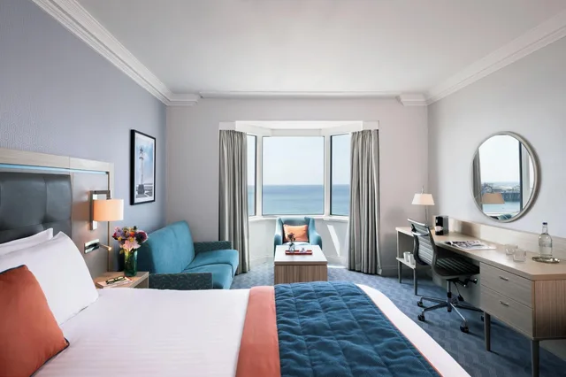 Senior, Studio, Suite, Sea View، Leonardo Royal Hotel Brighton Waterfront 5/7