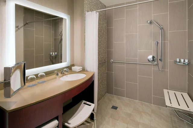 غرفة بسرير كينج، The Westin Nashville 3/3