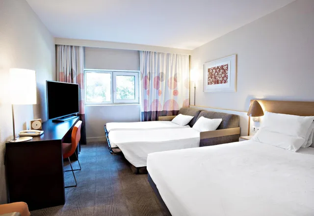 Classic, Family, Sofa, Novotel Paris Orly Rungis 3/10