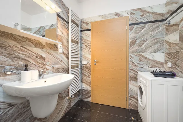 شقة كلاسيكية بسرير كوين مع أريكة، Prague City Residence 6/7