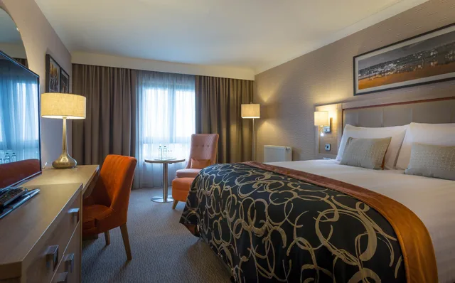 غرفة تنفيذية بسرير كينج وسرير كوين، Clayton Hotel Silver Springs 1/2