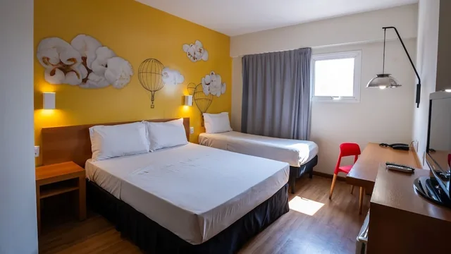 غرفة سوبيريور عائلية بسرير مزدوج وسرير فردي، HOTEL NACIONAL INN BAURU 1/6
