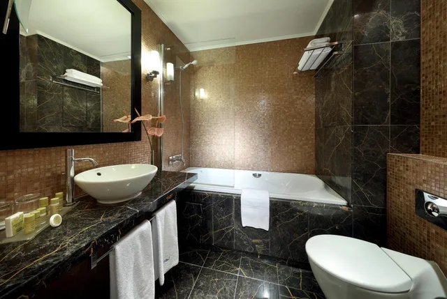 غرفة عائلية مع أريكة، EUROSTARS THALIA 7/10