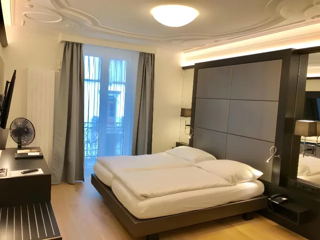 Standard, Hotel Alpina Luzern 1/3