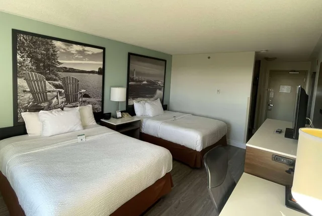 غرفة بسريرين كوين، Super 8 By Wyndham Peterborough 1/6